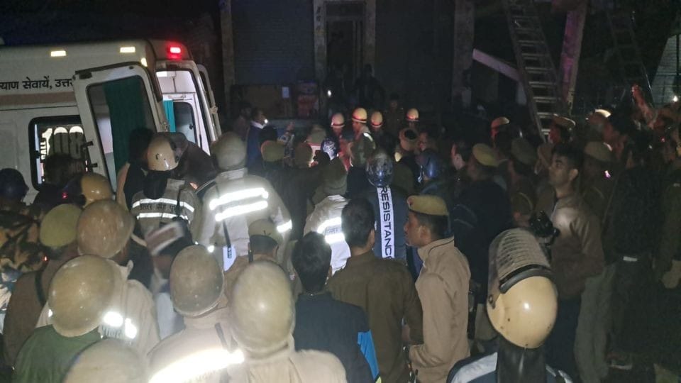 Firozabad fire incident Many people fainted during the rescue people were shocked to see the scene
