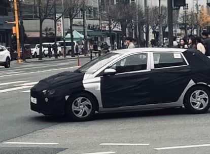 Hyundai i20 Facelift Spied