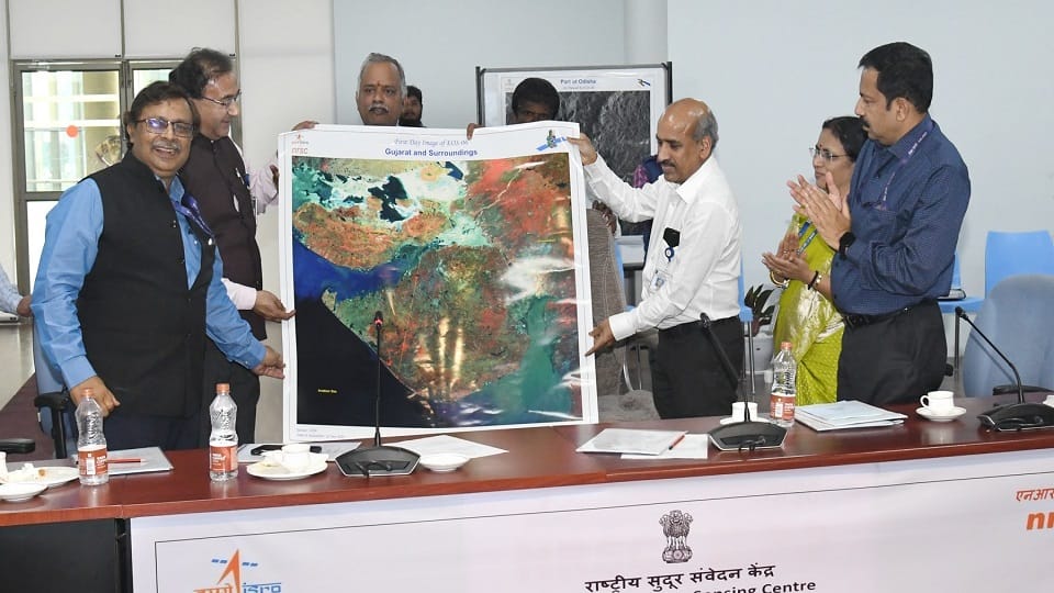 isro, India latest earth observation satellite starts serving images