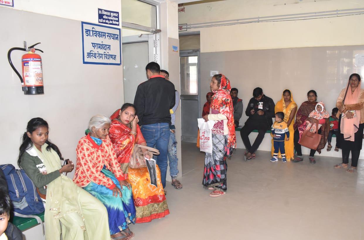 After fever, hands, feet and joint pain is troubling