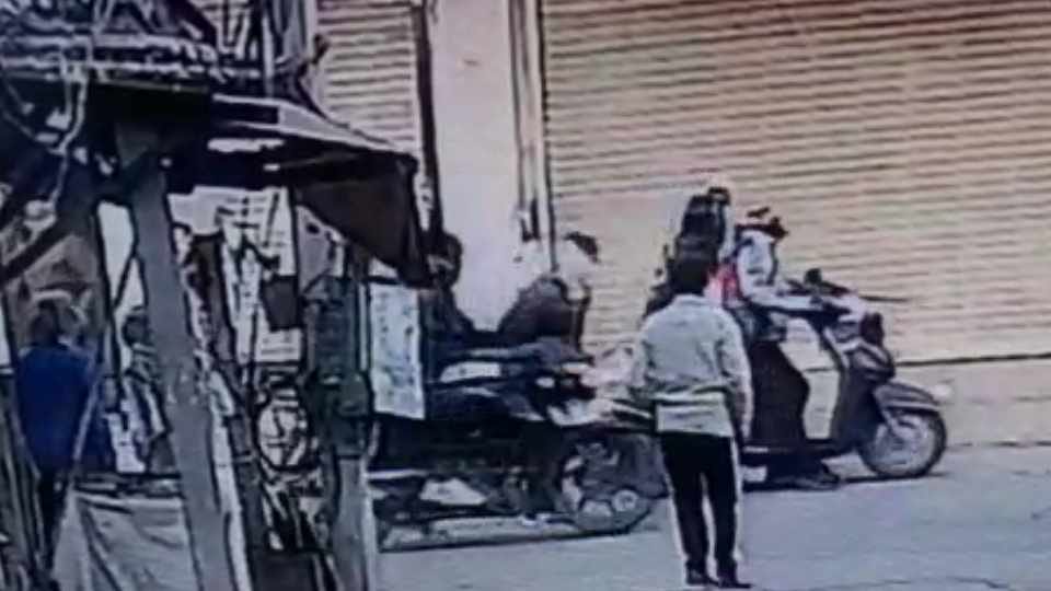 Loot of two lakh rupees in Ludhiana of Punjab