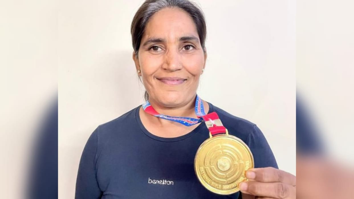 Snehlata won gold in trap shooting