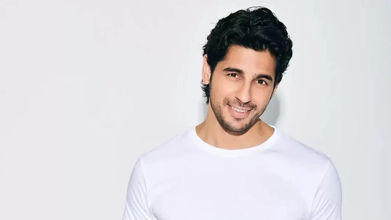 Sidharth Malhotra Disha Patani Raashii Khanna Film Yodha Release date Change know more details here