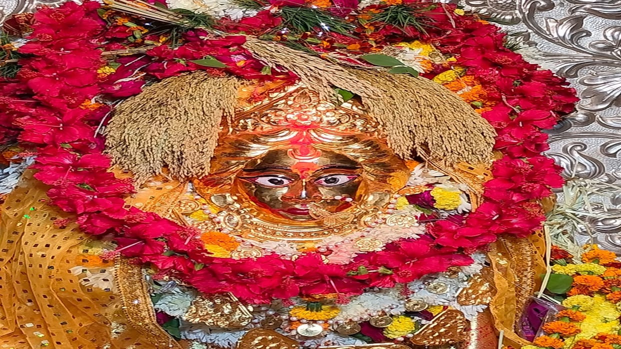 Maa Annapurna Varanasi: Maa Annapurna's court decorated with 40 quintals of paddya seventeen-day Mahavrat