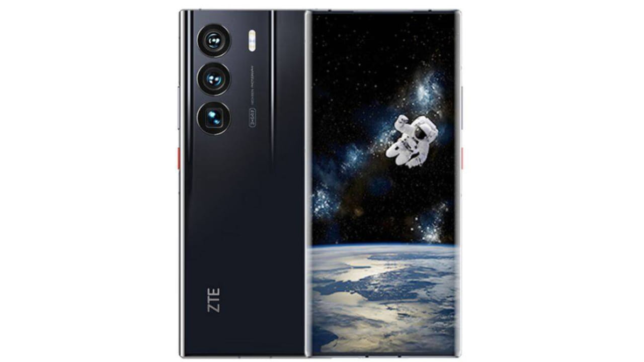ZTE Axon 40 Ultra aerospace edition