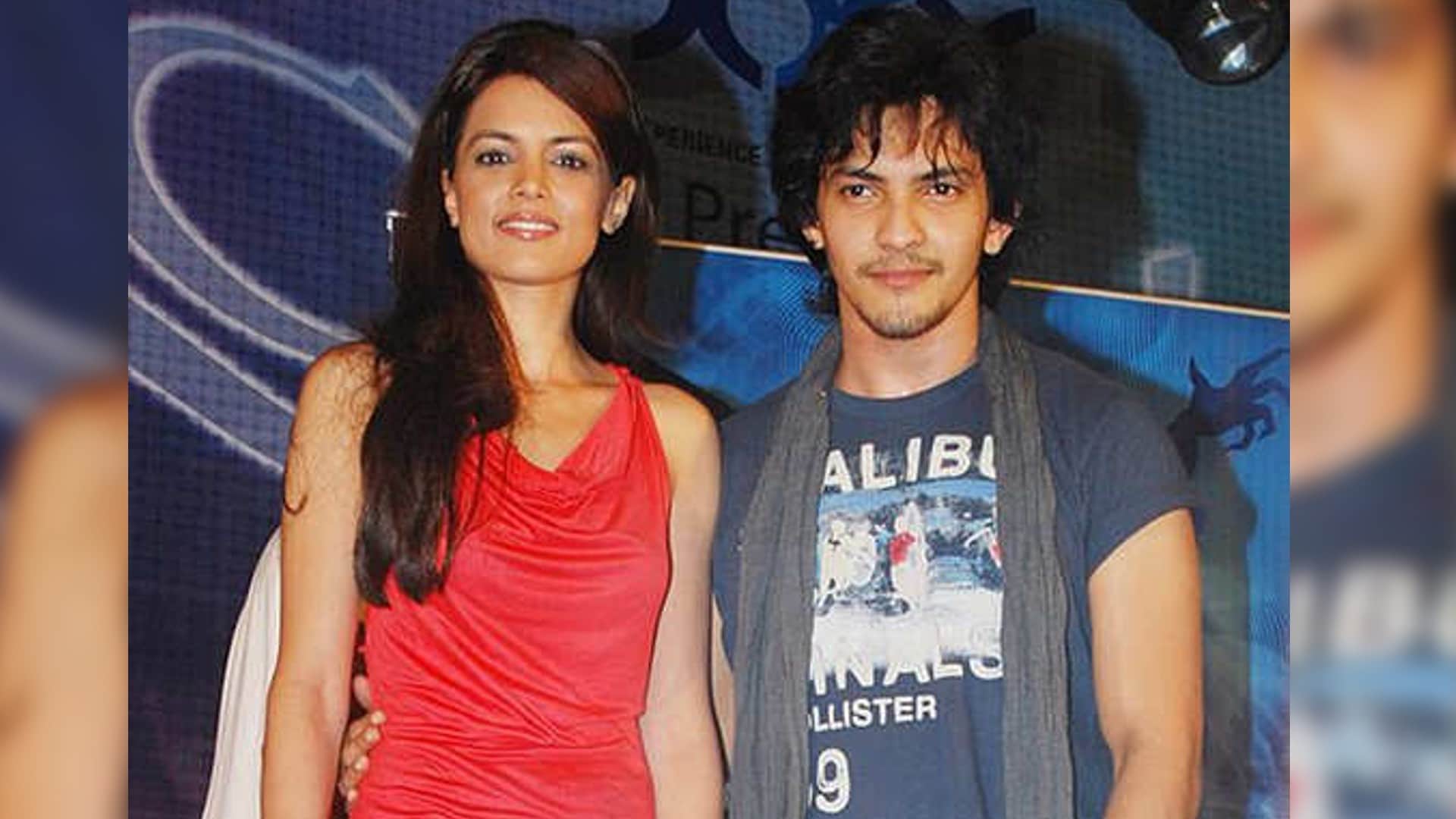 Aditya Narayan Shweta Agarwal wedding anniversary Singer was in love at first sight with Shaapit costar