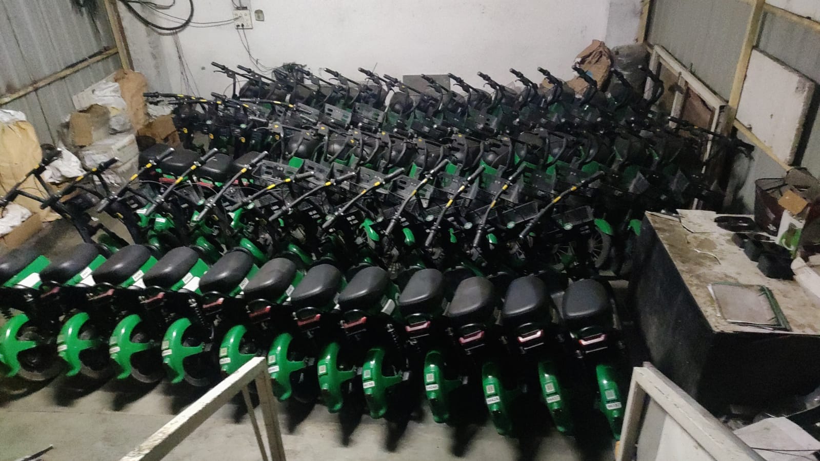 Bhopal News: 50 e bikes gathering dust waiting for launch in Bhopal