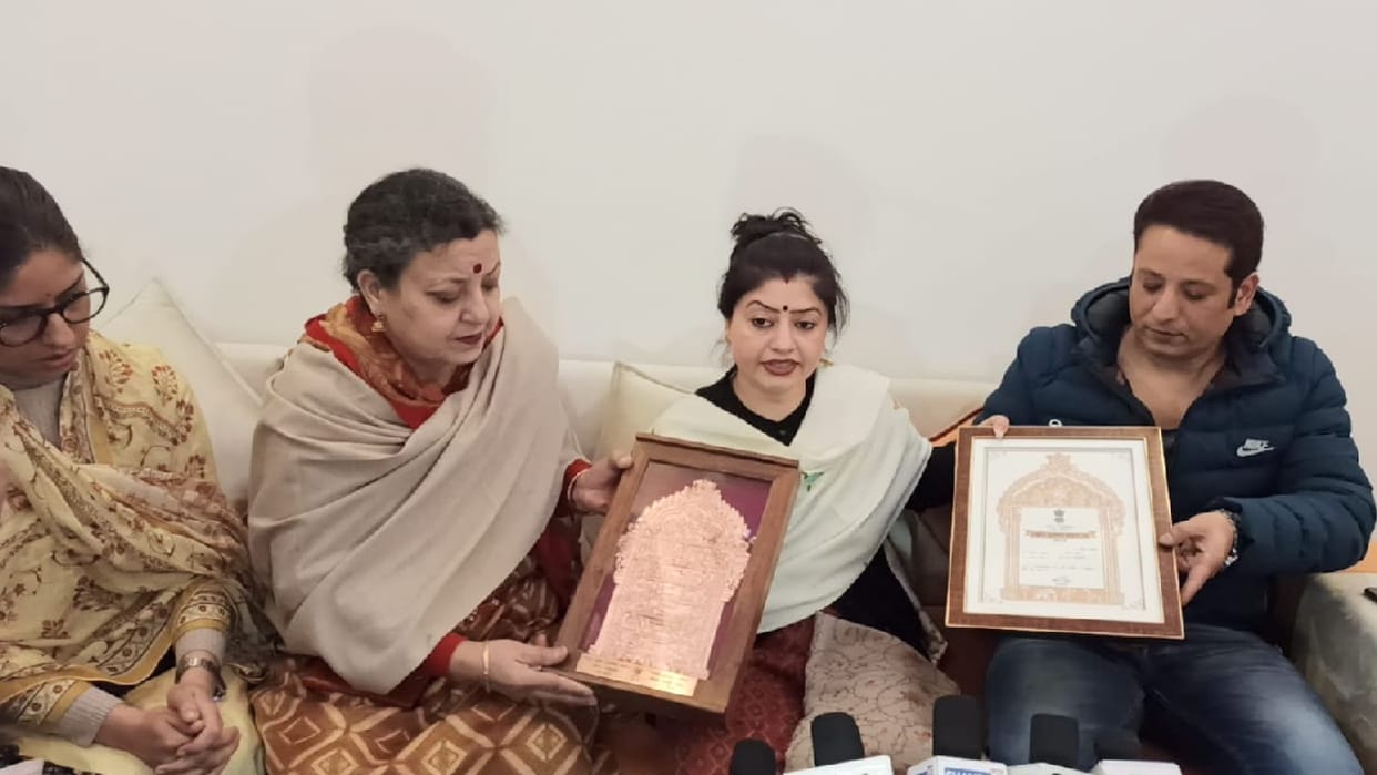 Daughter in law received National Award after taking training from Padma Shri mother in law in himachal