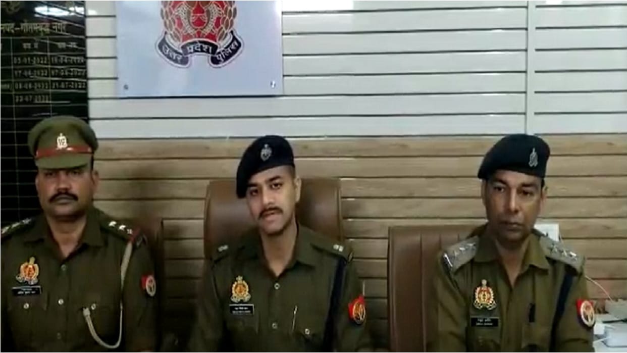 Three accused arrested for selling fake iPhone in Noida Sector 63