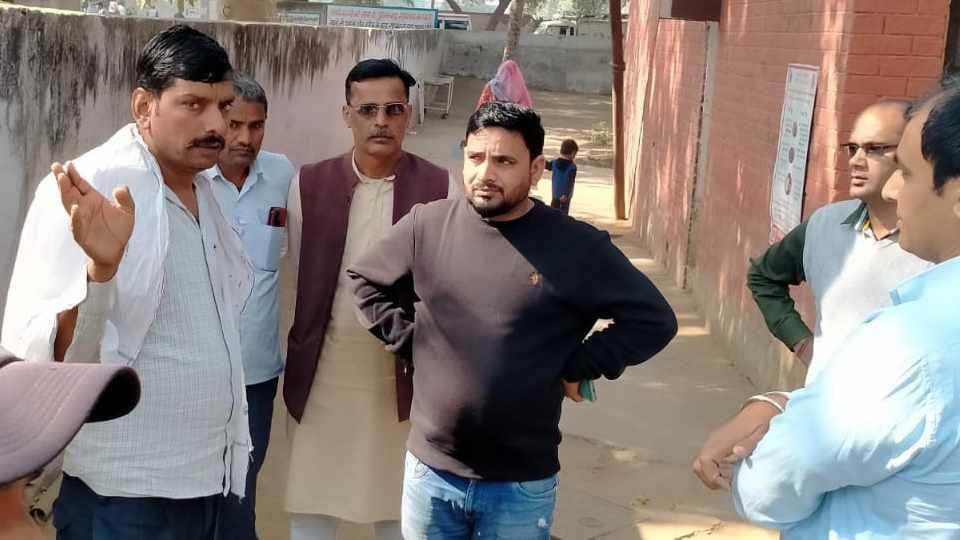 Sewerage cleaning foreman of Public Health Department assaulted in Mahendragarh