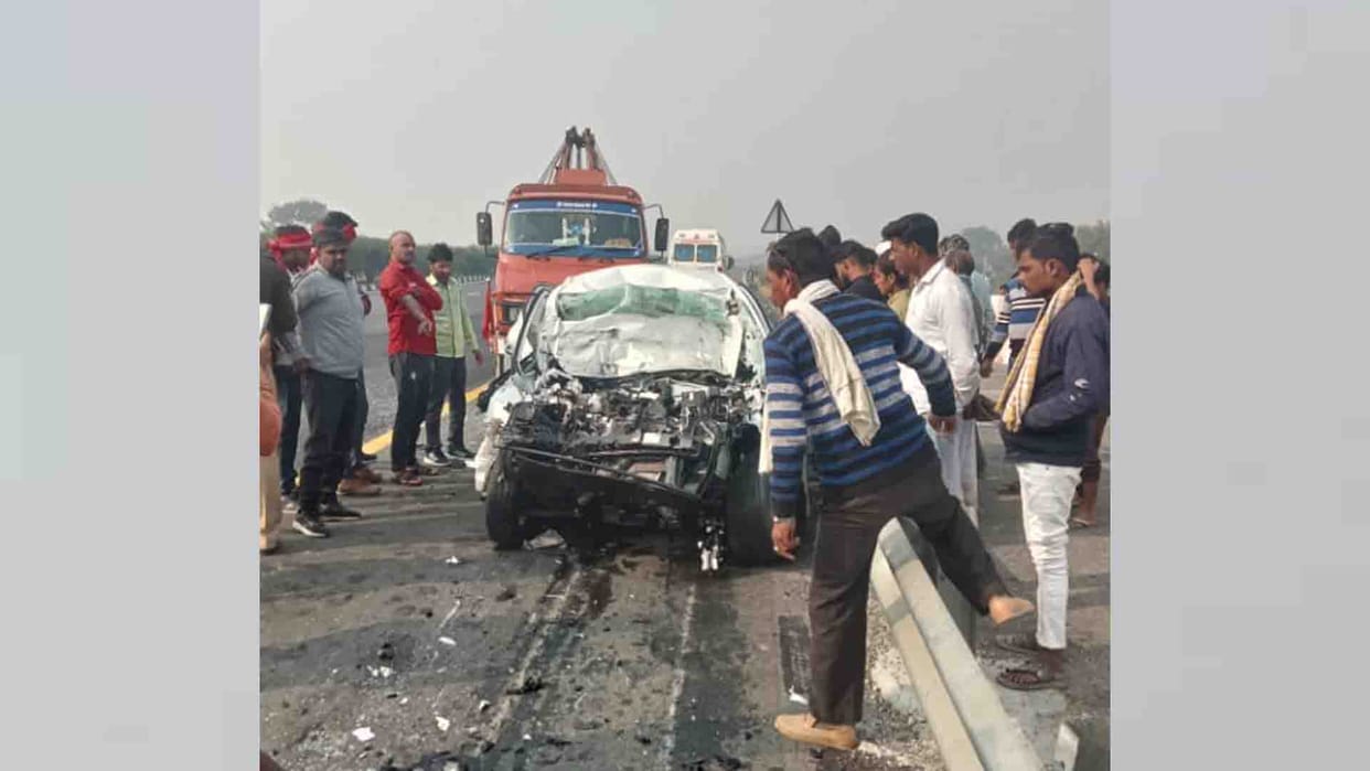 Etawah Accident: Father Died and son injured