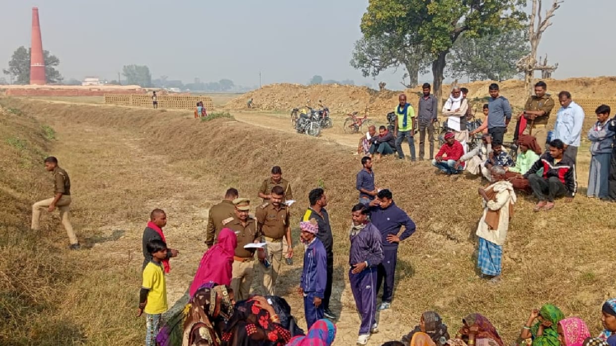 Dead body of youth found near brick kiln in Gagaha