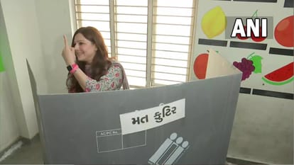 Gujarat Poll: Mumtaz Patel daughter of late senior Congress leader Ahmed Patel casts her vote in Ankleshwar