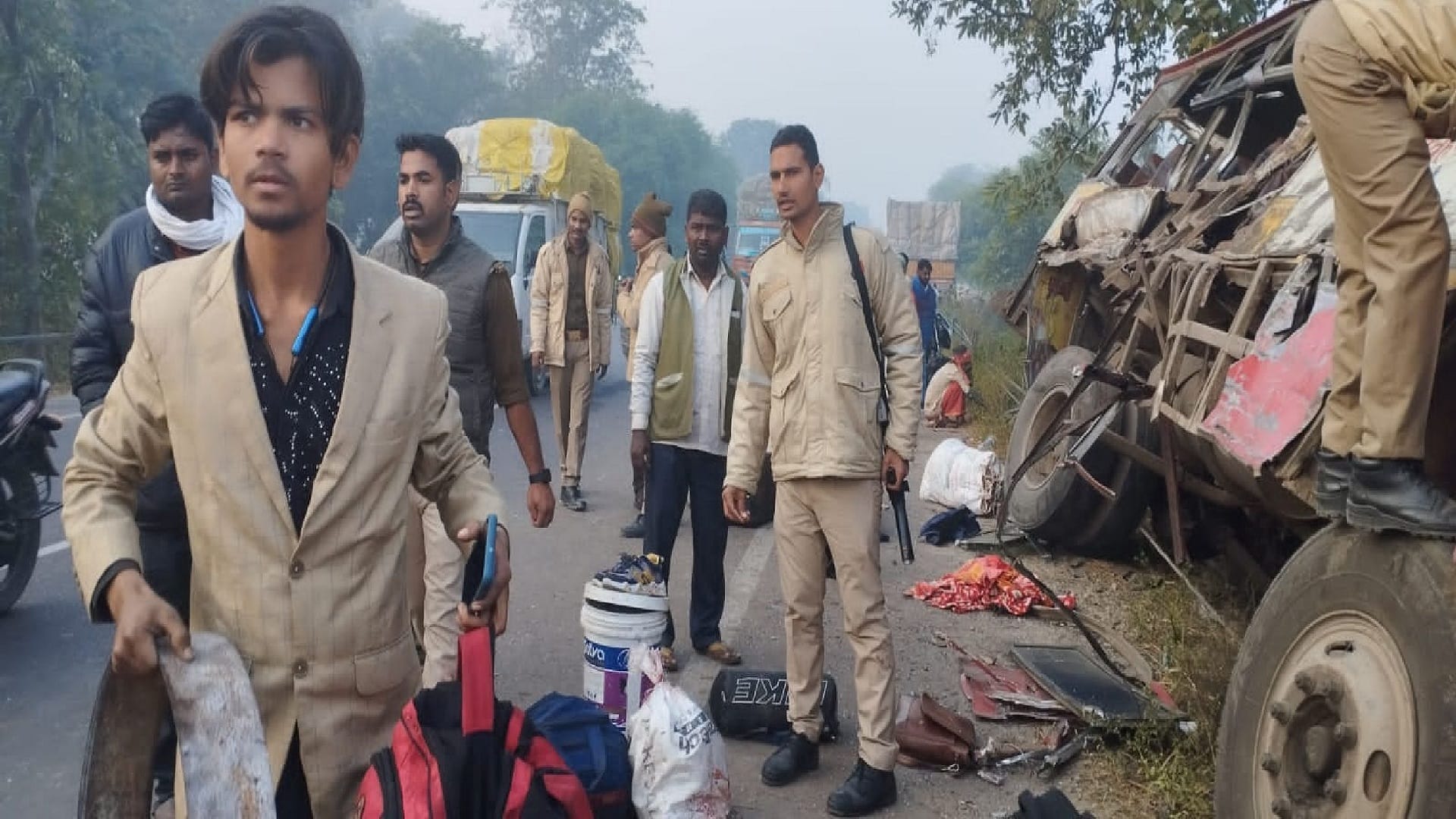 horrific road accident in Bahraich Collision between truck and roadway bus