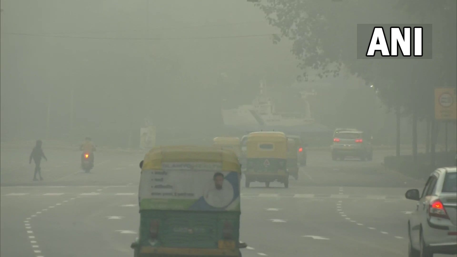 Delhi Air Pollution Breathing crisis continues in the air of Delhi