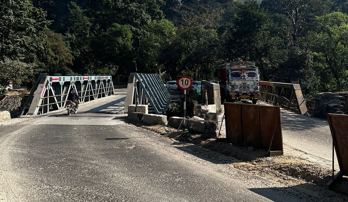 Second bridge opens next to red bridge on Doon Highway, relieves traffic jam