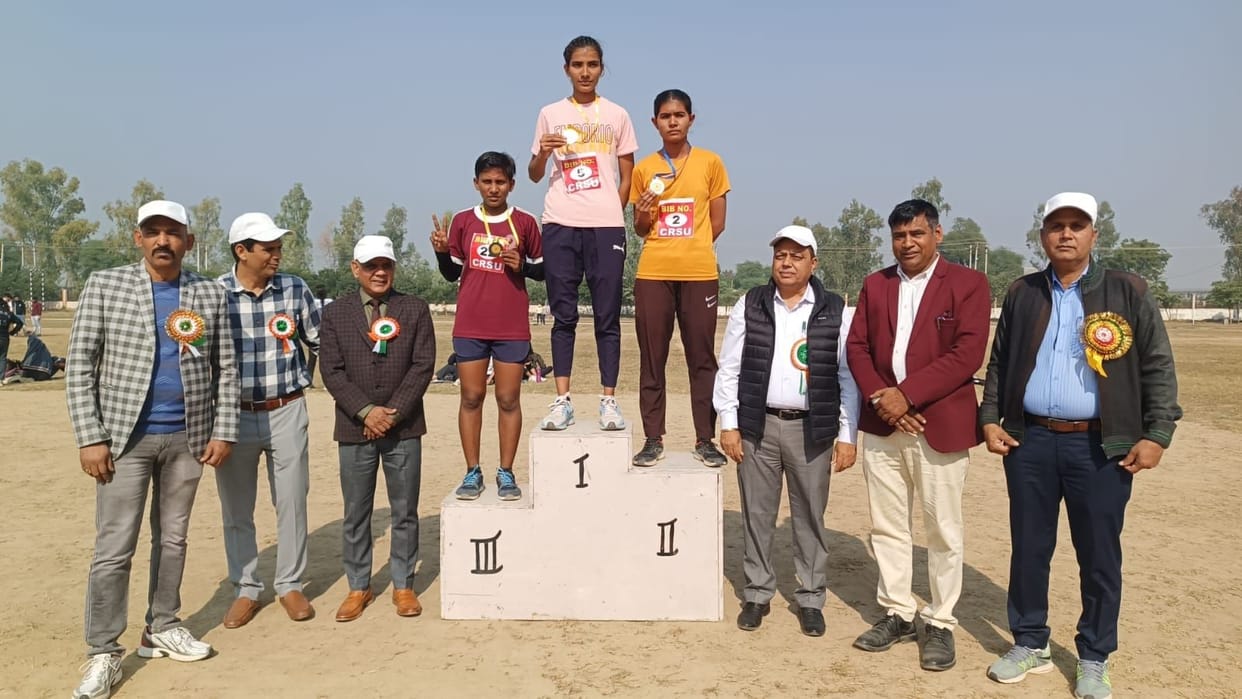 Randeep of CR Kisan College and Anju of SD College first in 800 meter race
