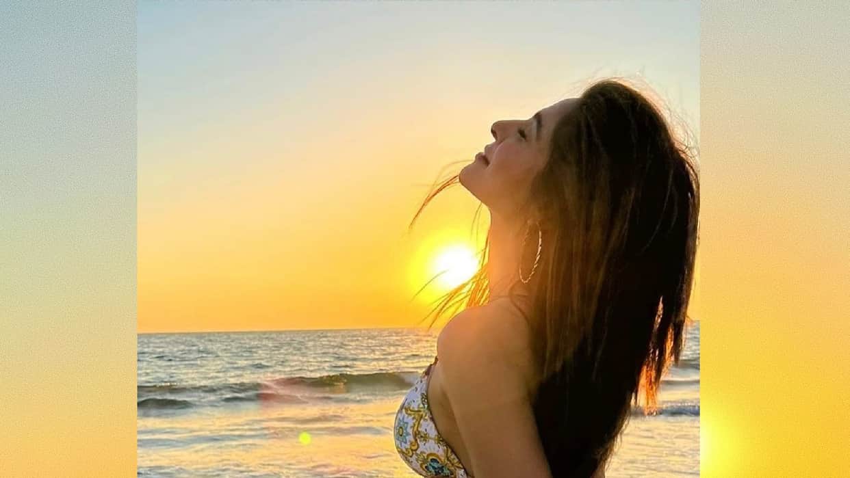 pakistani actress ayesha omar troll for her latest pics in bikini know the connection with shoiab malik