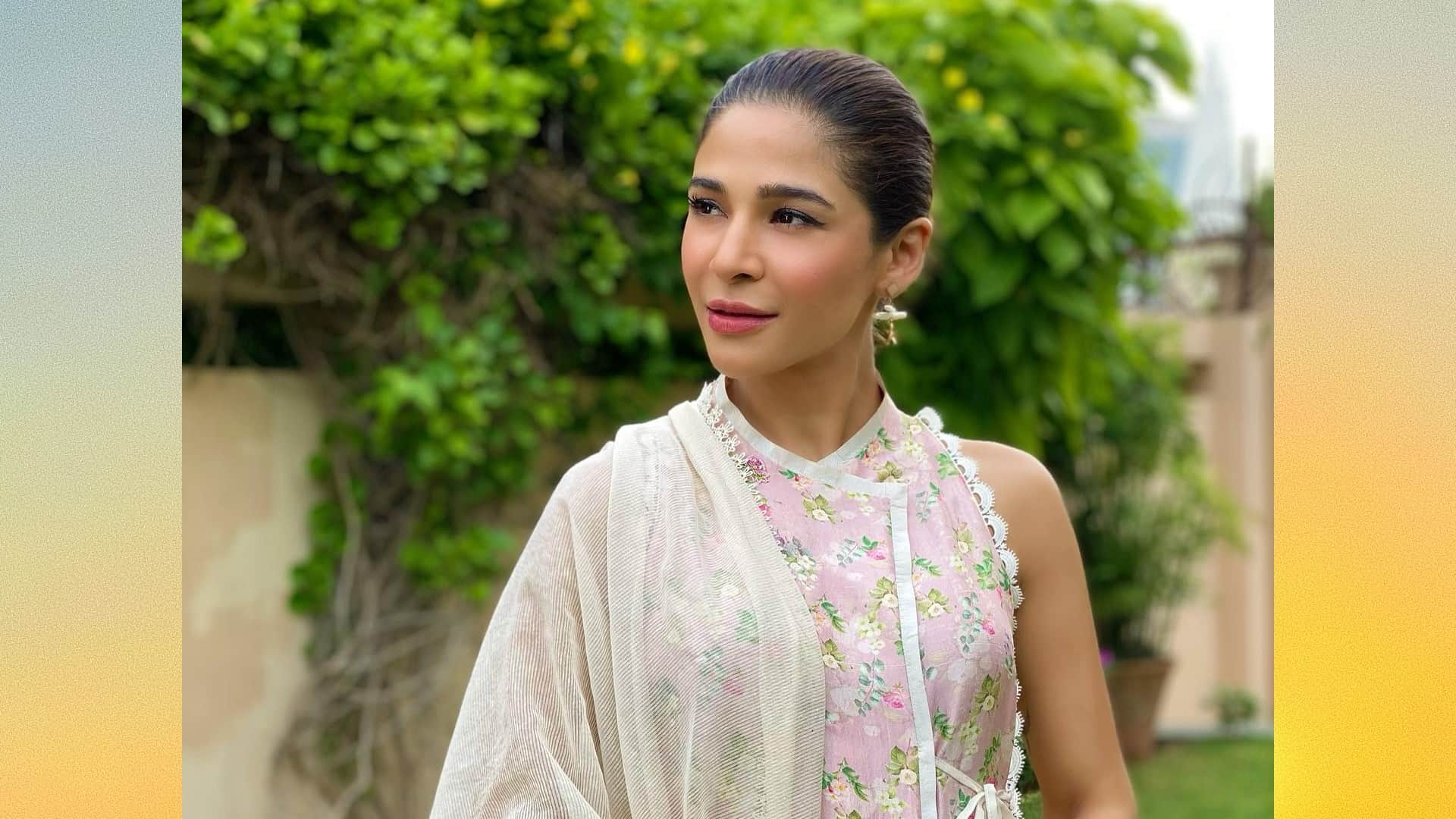 pakistani actress ayesha omar troll for her latest pics in bikini know the connection with shoiab malik