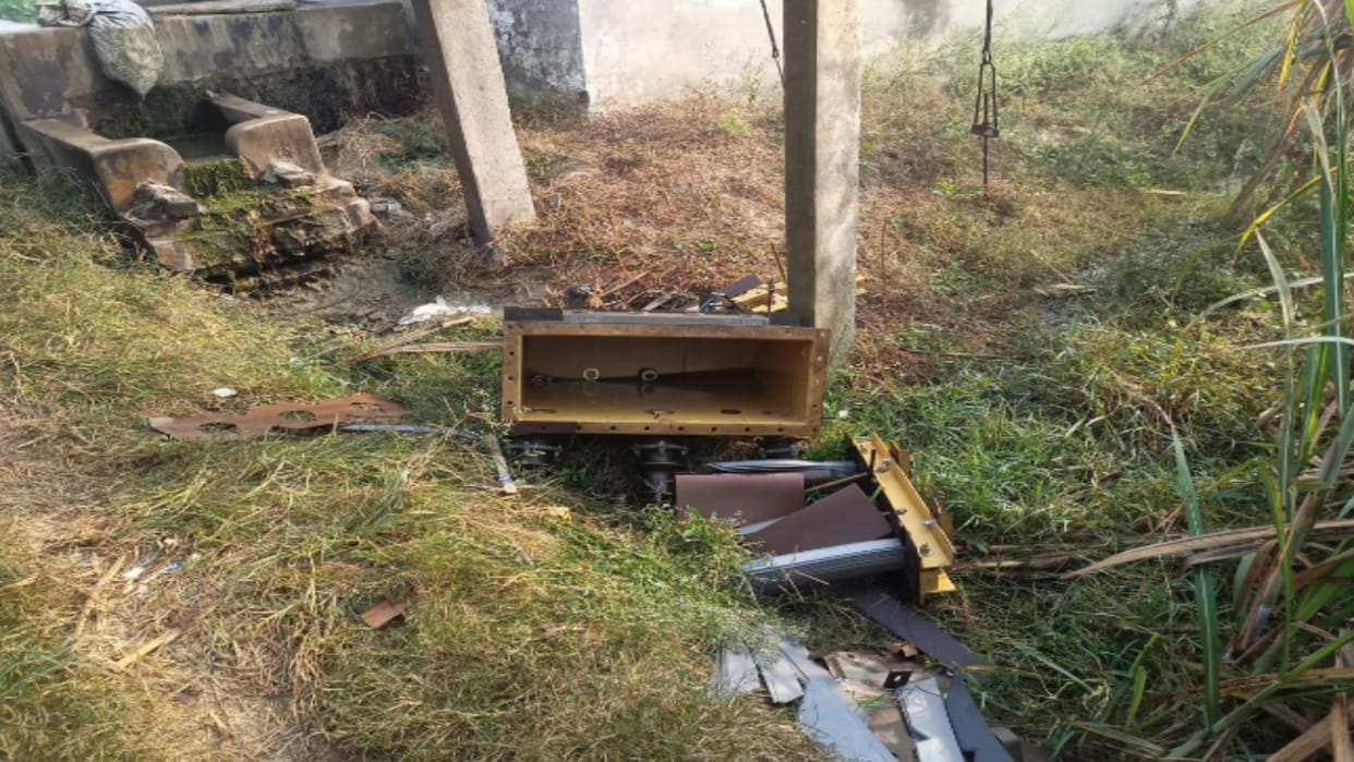 Thieves steal valuables from transformers in villages of Baghpat district