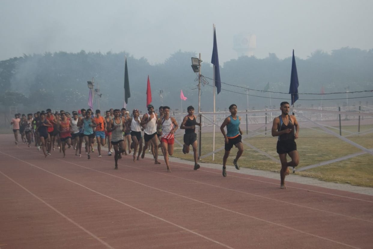 1600 youths of Maham-Sampla and Panipat ran for army recruitment