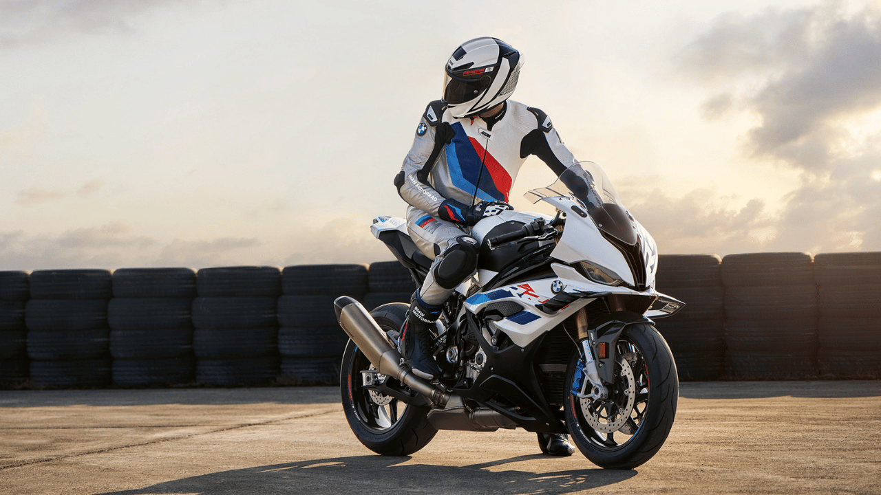 BMW S 1000 RR and Hero Xpulse 200t 4v bikes are coming in December, know engine and price details