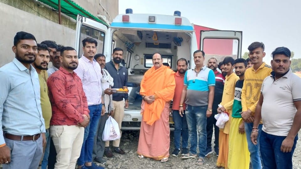 Free ambulance service started for the public in Kubereshwardham