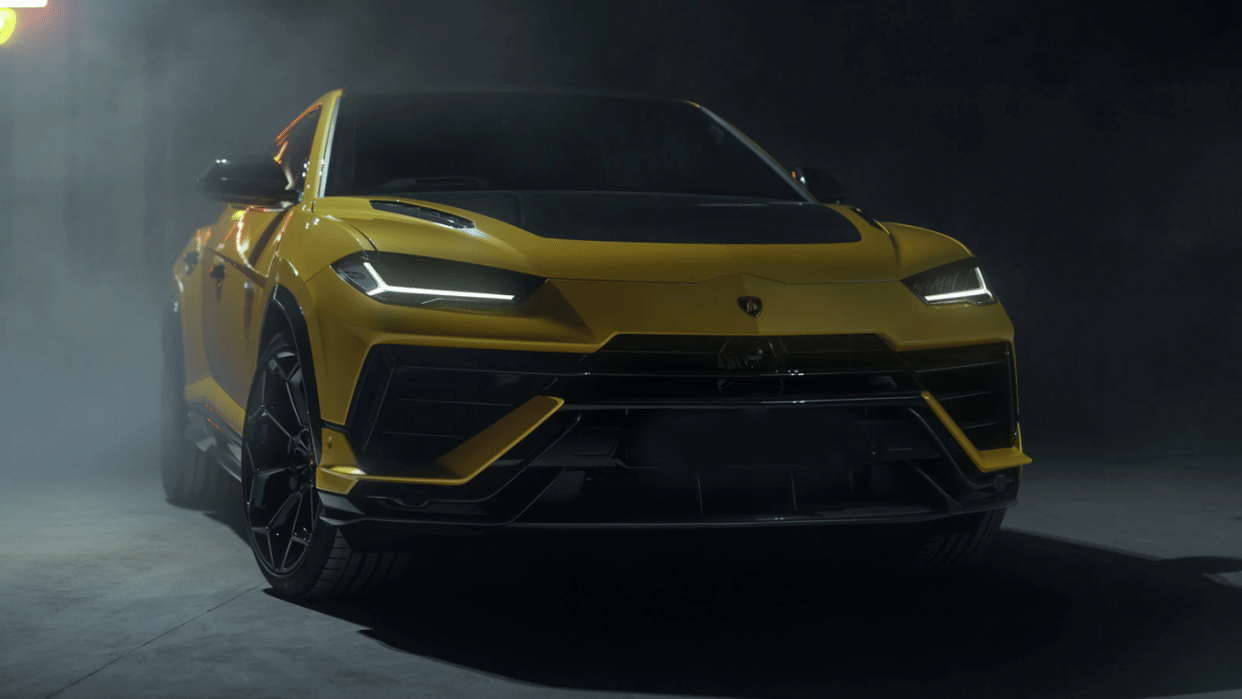 What is carbon fiber and why is it used in sports cars know everything