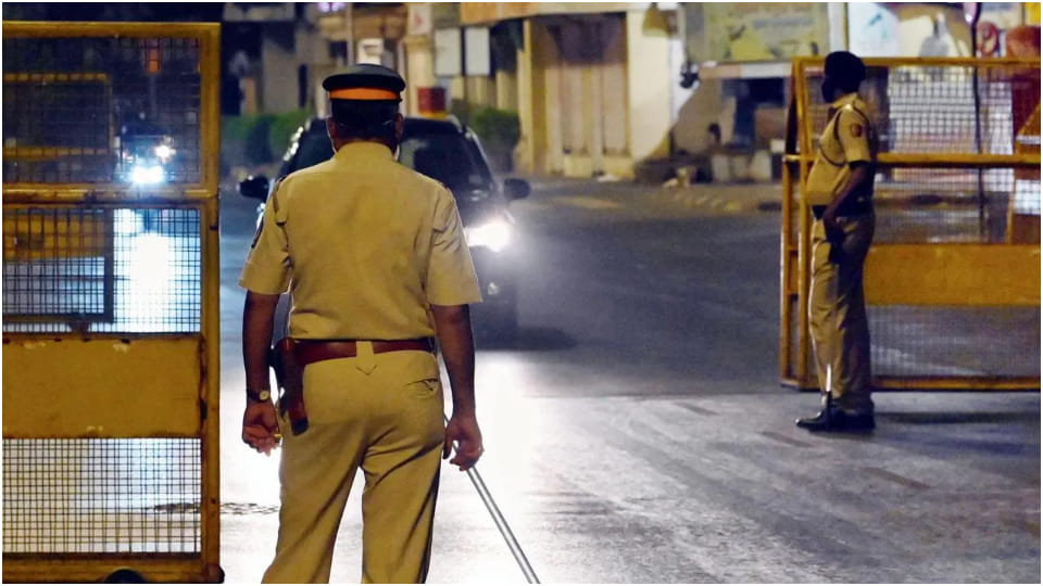 Mumbai: section 144 imposed by police till January 2 News in Hindi