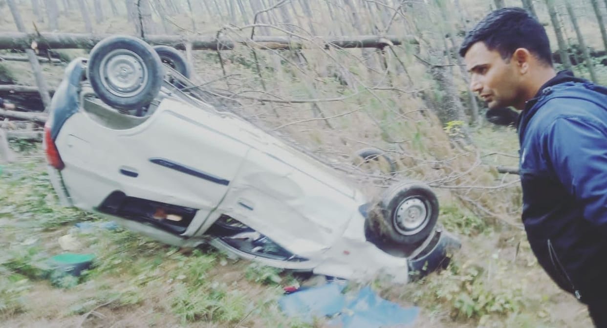 One killed, four injured in car accident in Nirmand