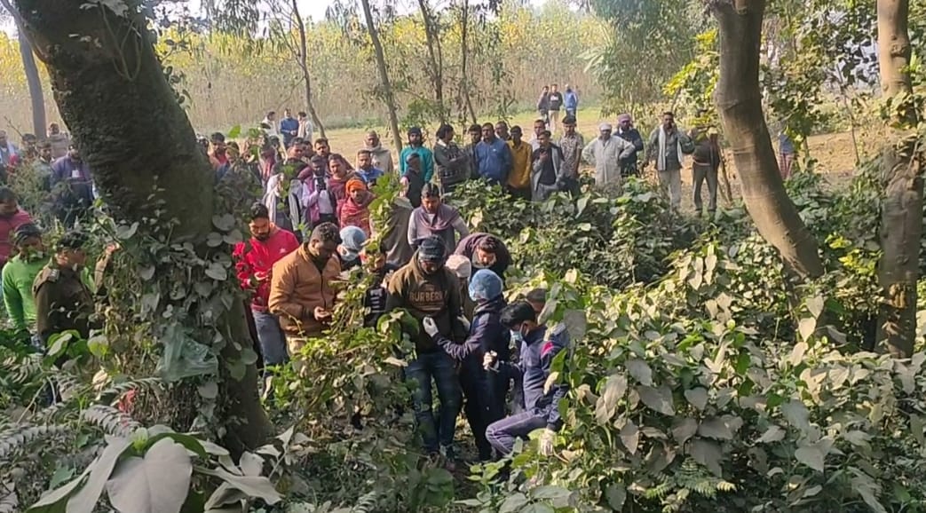 The dead body of a youth missing for five days was found in a roadside ditch