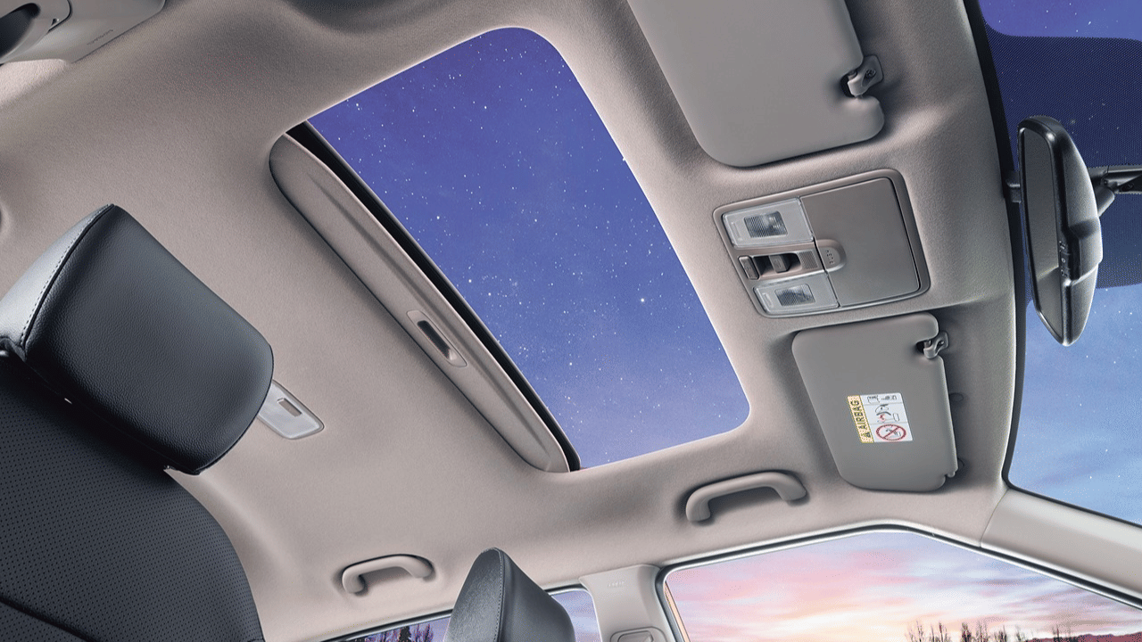 Features like sunroof are available in these four low priced hatchback and suvs, know the complete details