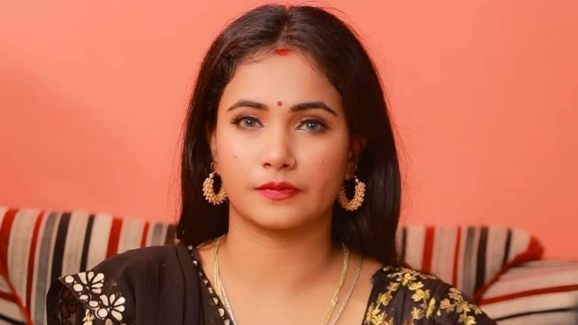 bhojpuri stars who were in controversies from khesari lal trisha kar madhu akshara singh