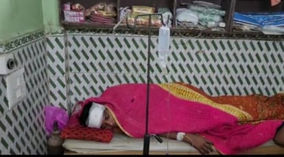 Ara: Mangal song was playing when the groom arrived, women fell when the balcony broke, 20 injured