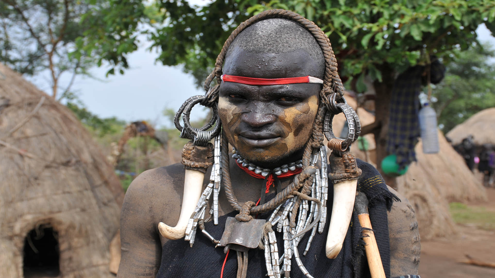 Most Dangerous Tribes interesting facts of world most dangerous mursi tribe of ethiopia that kills humans