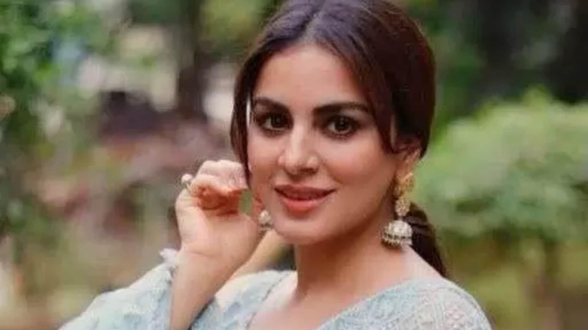 Shraddha Arya trolled for body shaming actress gave reply to trollers by spitting