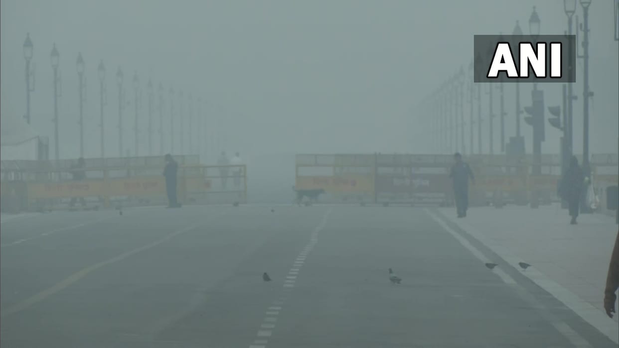 Delhi Weather Update Delhis AQI in very poor category