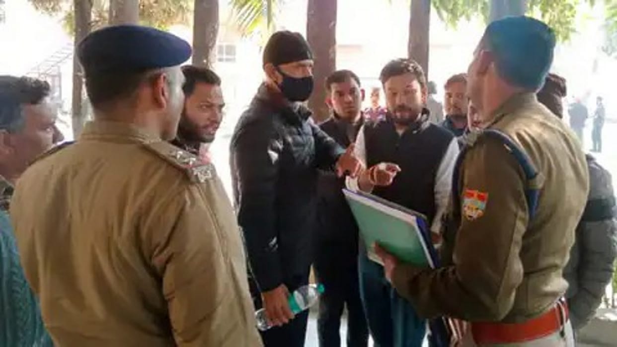 Crime Youth killed by hitting baseball bat injured died commotion Dehradun Uttarakhand news in hindi