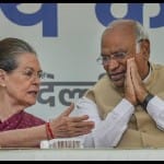 सोनिया गांधी और मल्लिकार्जुन खरगे