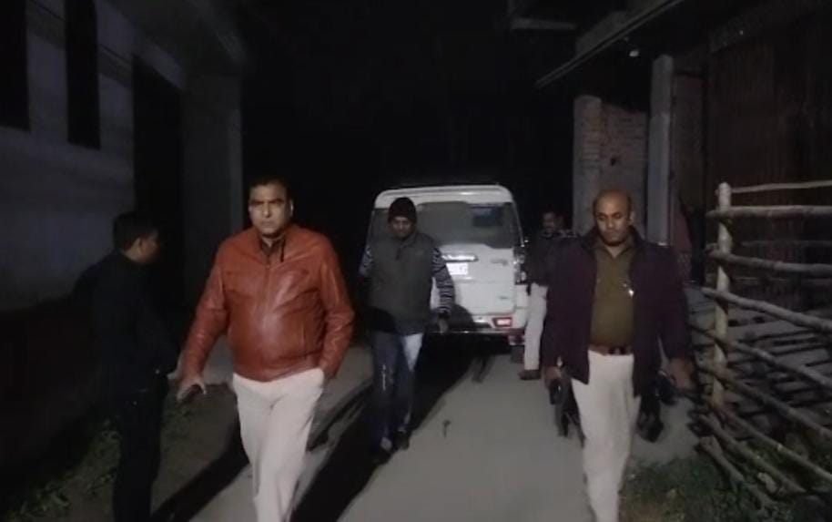 After boyfriend now girlfriend murdered!: Hanged inside the house in Bettiah, family said - this is murder