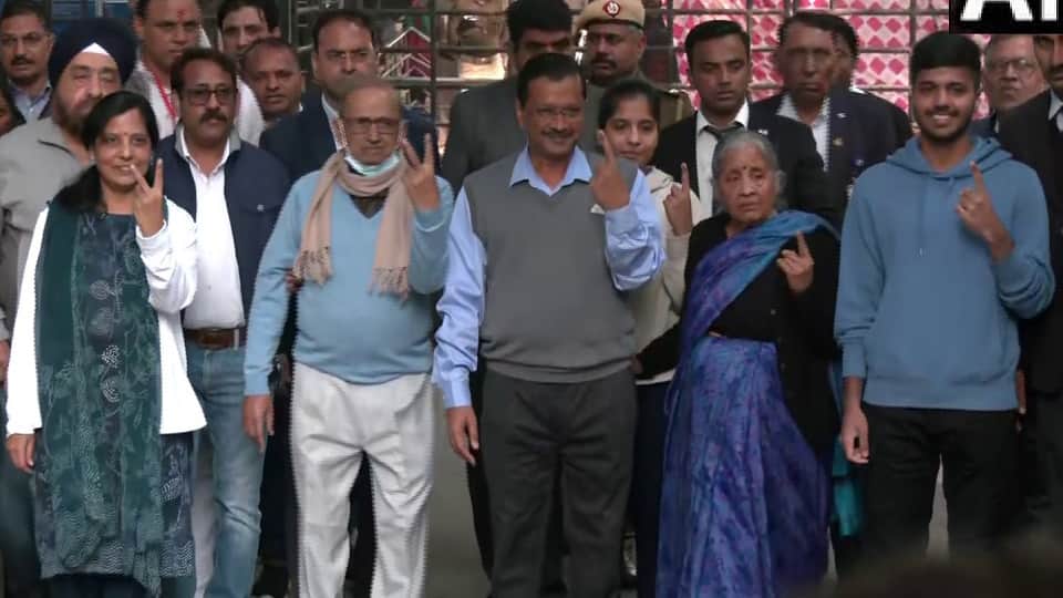 MCD Elections 2022 Voting for 250 wards of Municipal Corporation of Delhi