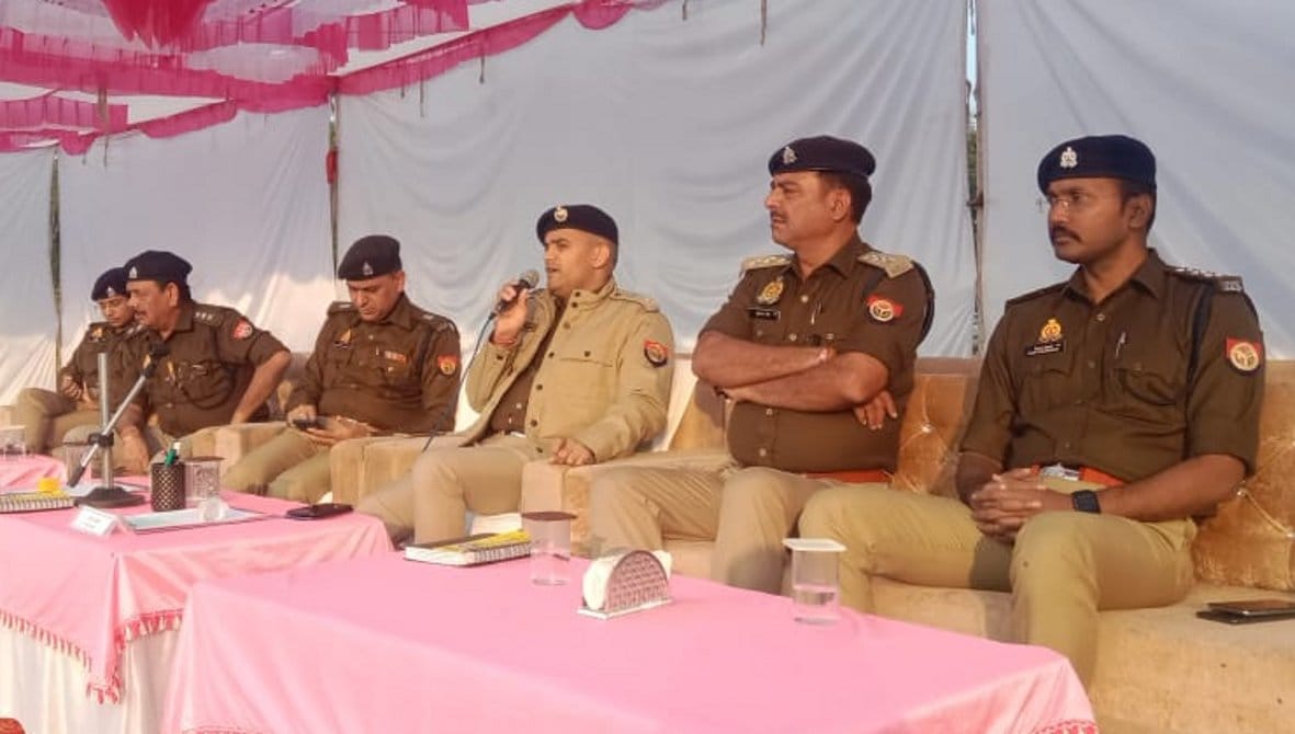 Police will take the help of Pradhans and Chowkidars in preventing crime