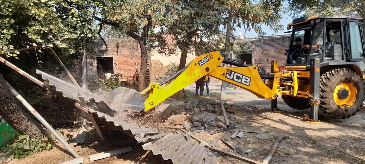 Joint Magistrate made the land of the pond encroachment free