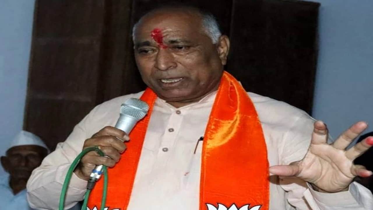 Gujarat Election Phase 2 top ten rich candidate 10th pass JS has wealth of 661 crores