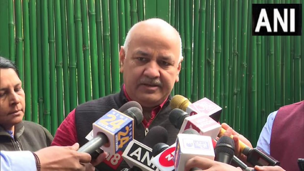 delhi government sent proposal to lg to hold mayoral election before 26