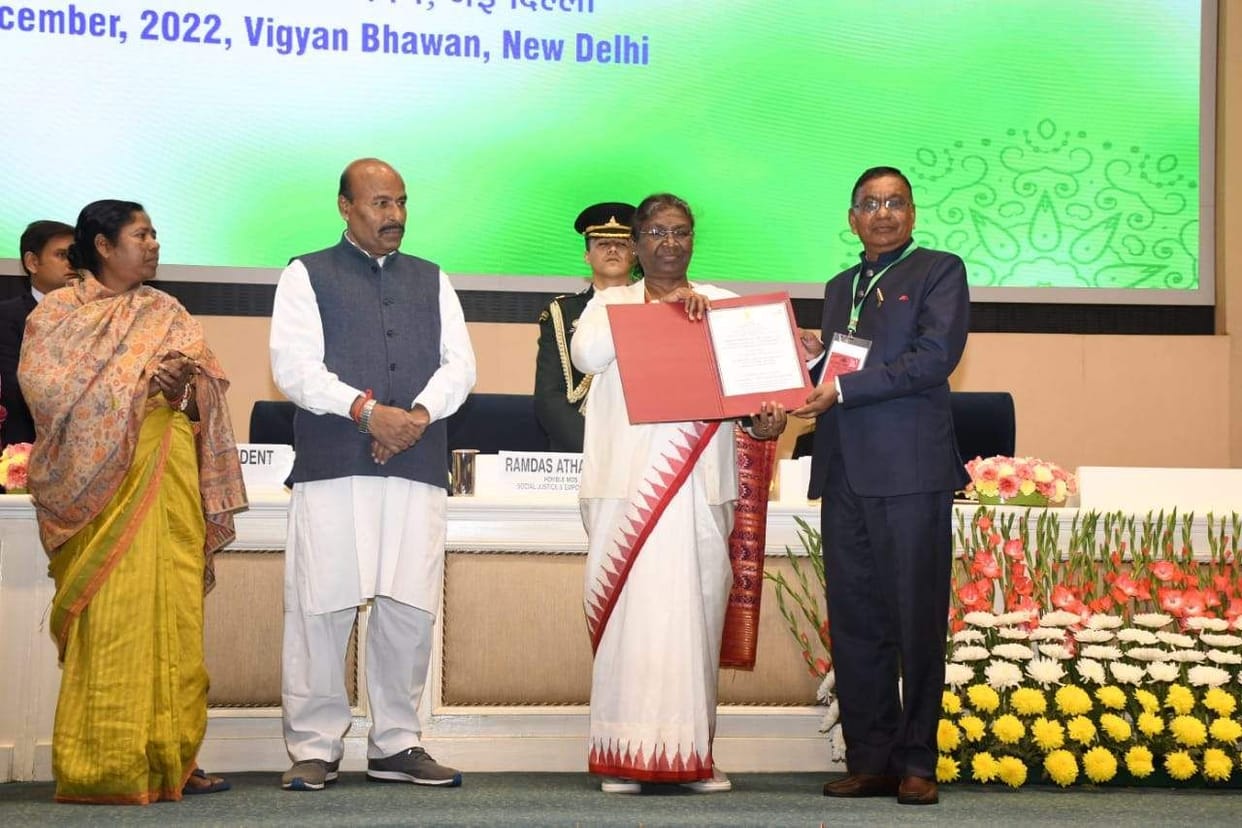 UOU receives National Award for Best Organization for Empowerment of Divyangjan