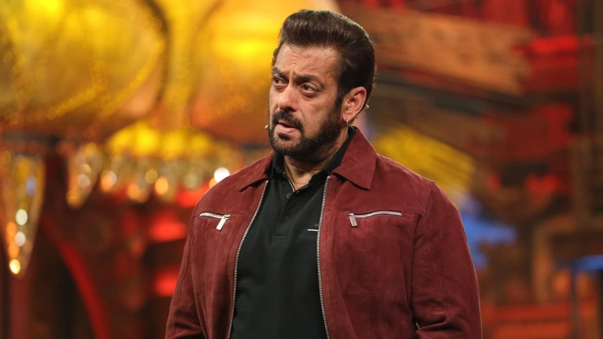 Karan Johar may Replace Salman Khan  in Bigg Boss Season 16 as per Media Reports
