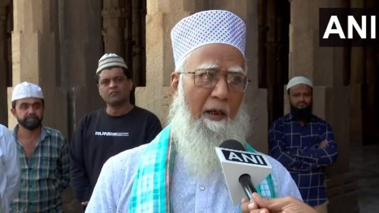 Gujarat Poll: Shahi Imam of Jama Masjid Shabbir Ahmed Siddiqui has given controversial statement in Ahmedabad