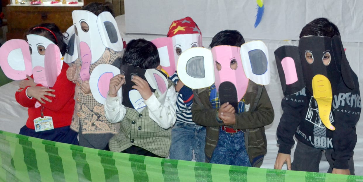 Emphasis on making children cultured