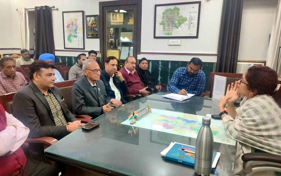 Corporation seeks cooperation from traders to remove encroachment
